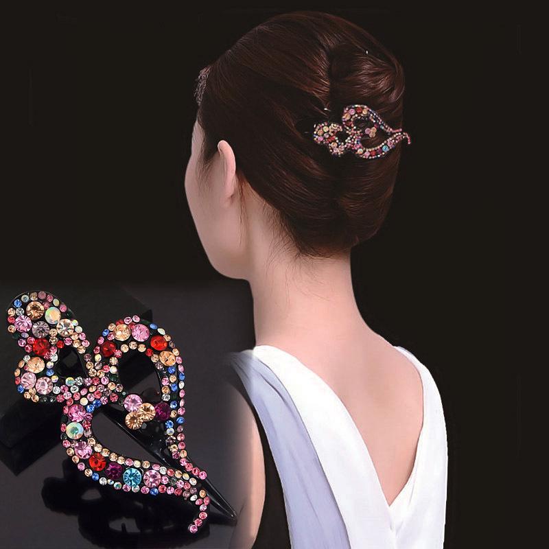 Chic Rhinestone Heart Duckbill Clip: Korean Style Elegant Bun Maker Hair Accessory.