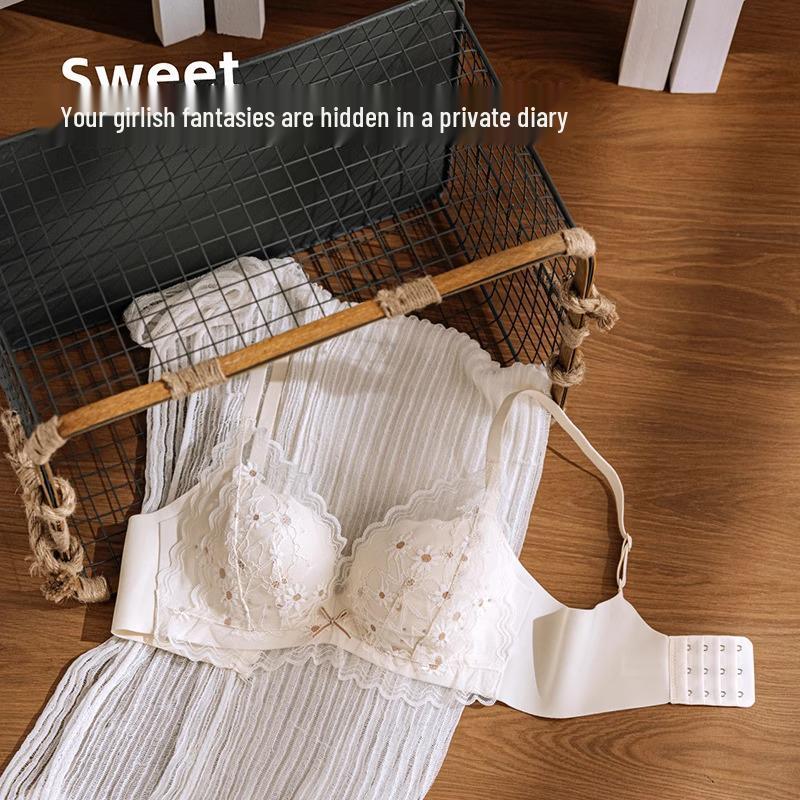 Женский комплект сексуального кружевного нижнего белья: Дышащий, регулируемый бюстгальтер с тонкими полыми чашками, предотвращающий провисание