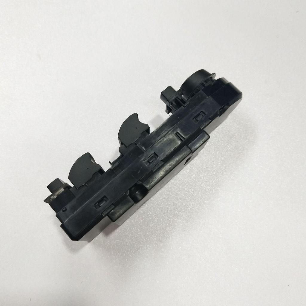 Driver's Side Electric Window Lift Switch for BMW E60 (Old Model)