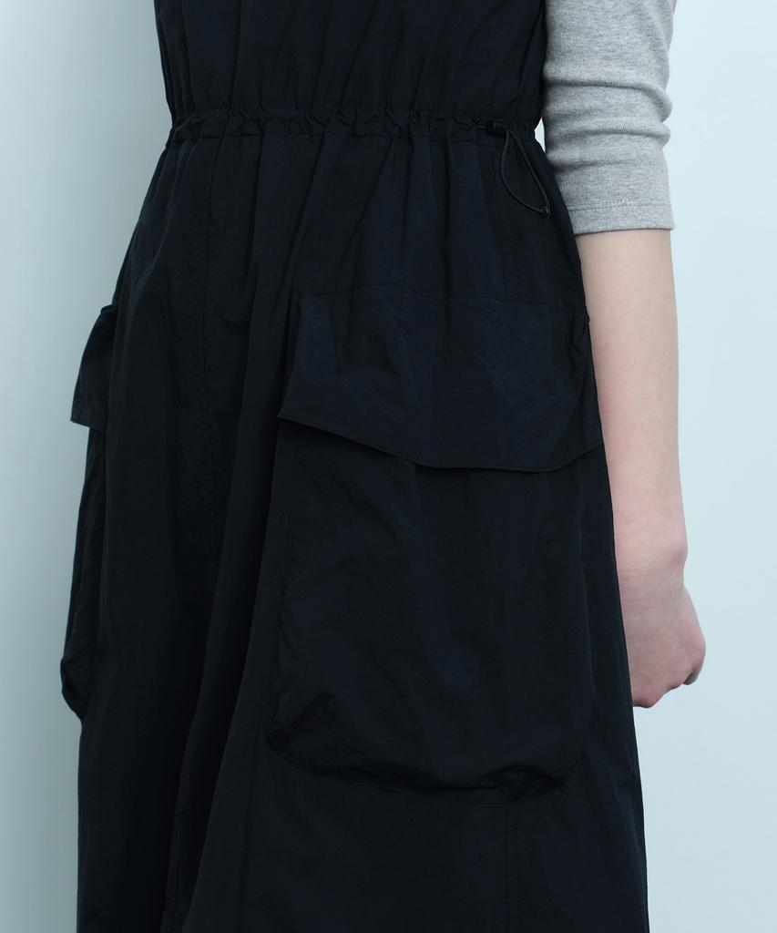 Musinsa Standard Woman Women'S Nylon Sleeveless Cargo Dress [Black]