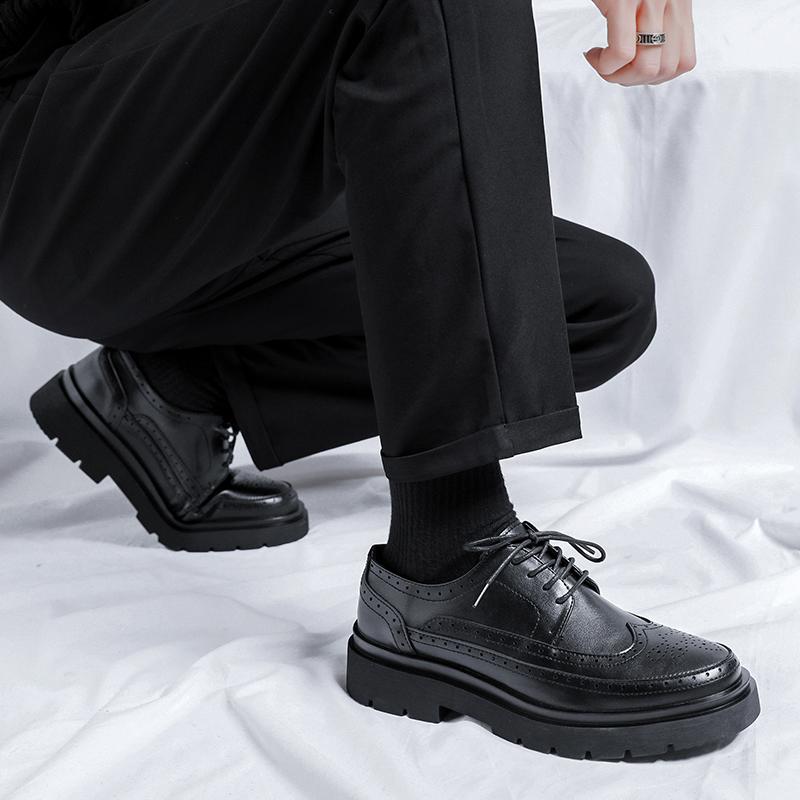 Повседневная обувь на платформе в британском стиле 2024 года, новая удобная повседневная обувь, классические деловые туфли-оксфорды, универсальные мужские туфли-броги
