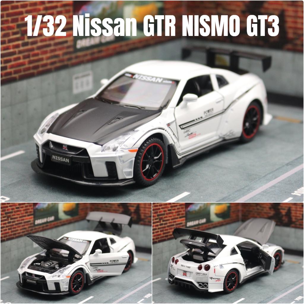 1/32 Nissan Skyline GTR R35 Racing Toy Car Model for Children RMZ CiTY Diecast Alloy Miniature Sound Light Collection