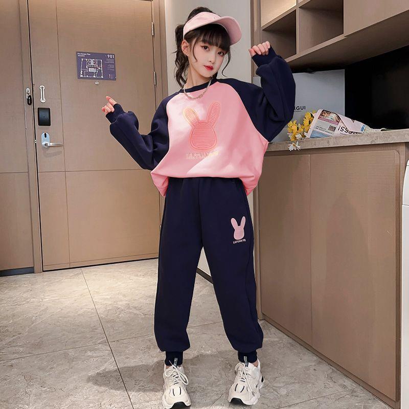 Stylish Girls' Spring & Autumn Suits: Trendy Sportswear for 8-9 Year Olds