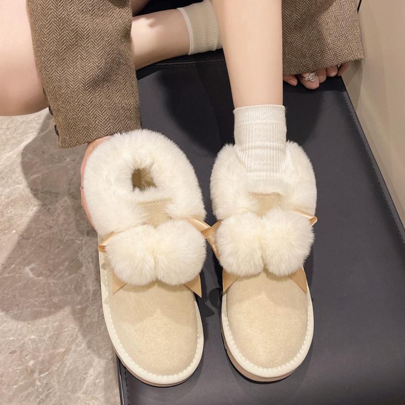 Женские зимние ботинки Huhu Milk 2024 года, новые милые утепленные флисовые ботинки для студентов, северо-восточная теплая хлопковая обувь