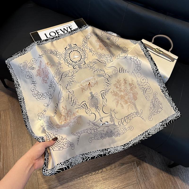 Temperament square scarf women's high-end small scarf summer neck protection scarf decoration spring and autumn versatile thin sunscreen 71 silk scarf