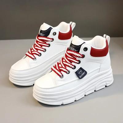 Модные женские кроссовки на толстой подошве, увеличивающие рост, обувь для ходьбы для женщин, кожаные ботинки с высоким верхом, белые вулканизированные туфли