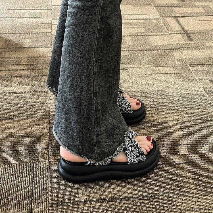 Летние римские сандалии для походов на толстой подошве для женщин