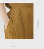 Женские однотонные узкие прямые брюки Miyake из драпировки - Новая коллекция Весна/Лето 2025