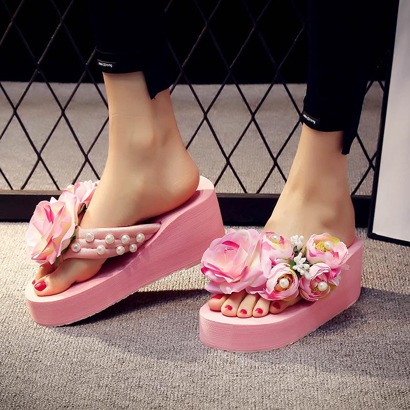 Женские летние тапочки на высоком каблуке 5 см, женские шлепанцы с блестками и цветами, праздничные дышащие нескользящие тапочки, уличная пляжная обувь