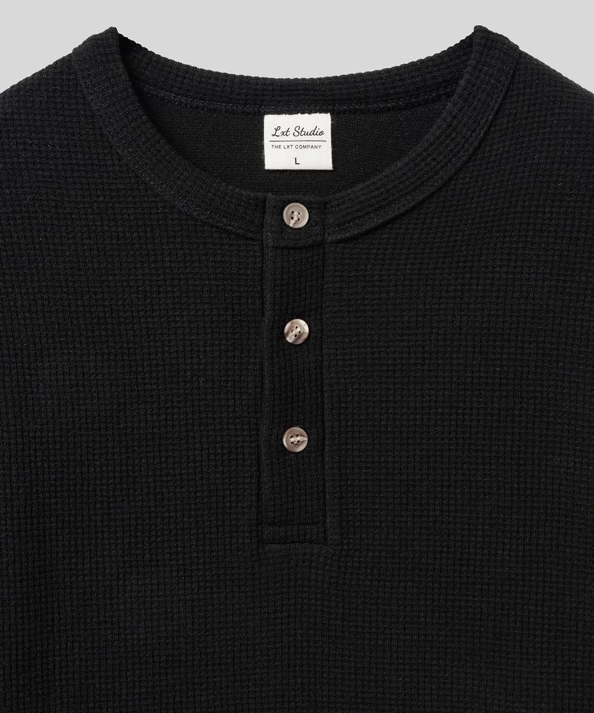 Укороченная футболка-henley с вафельной текстурой LXT [Черная]