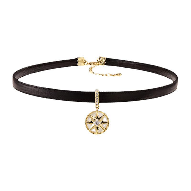 Корейский черный кожаный чокер с подвеской-компасом для женщин