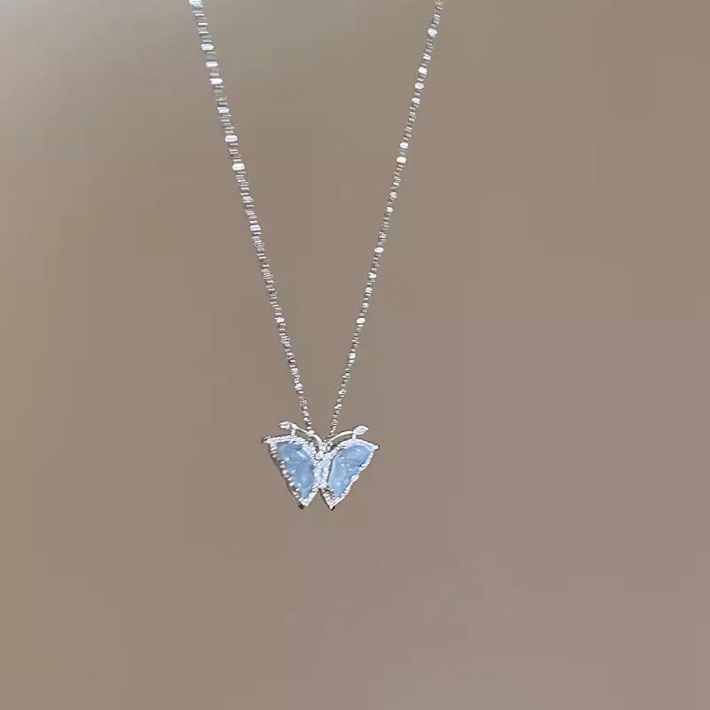 Роскошное китайское ожерелье из ледяного кристалла с бабочкой из циркона: Цепочка для ключицы из титановой стали высшего качества