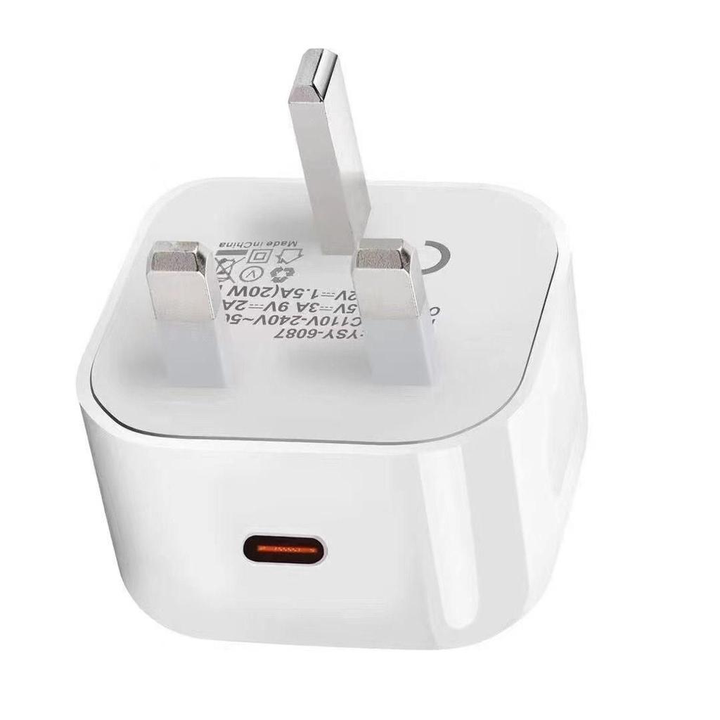 Зарядное устройство Estuff UK PD 20 В для дома, 1x USB-C, вилка UK, белое, Es636026-Bulk