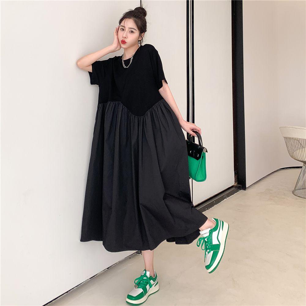 Большие размеры летние плиссированные черные винтажные платья для женщин свободного покроя с коротким рукавом, свободное повседневное длинное платье корейская одежда