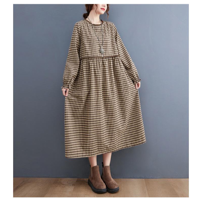 Korean Version of Wooden Ear Lace Plaid Dress Plus-size Women's Casual Dress