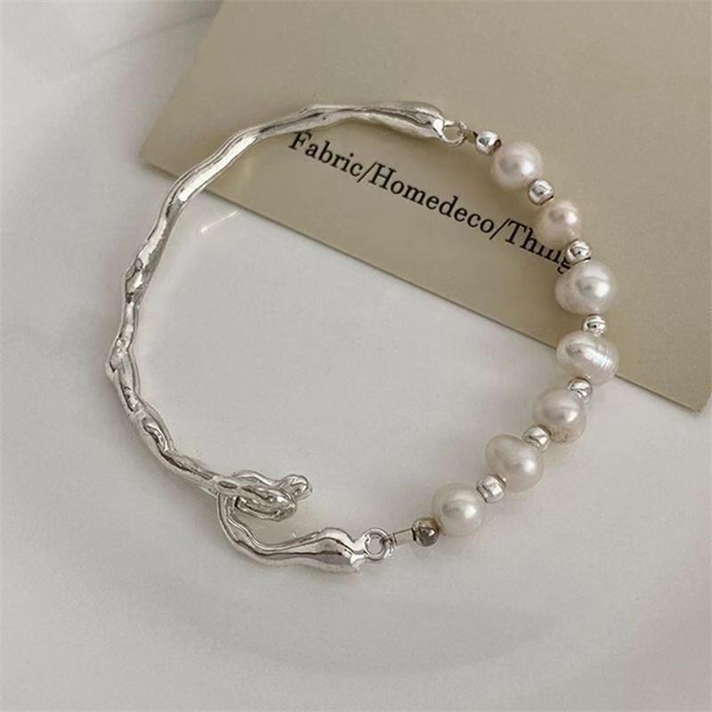 Elegant Pearl Half Bangle Bracelet For Women Beauty Luxury Jewelry Girl Stylish Simplicity Gift Party