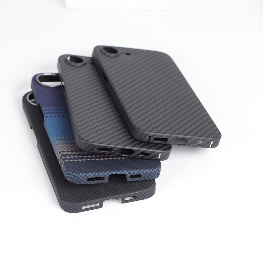 Магнитный жесткий чехол из арамидного волокна Kevlar для iPhone 16e/17e