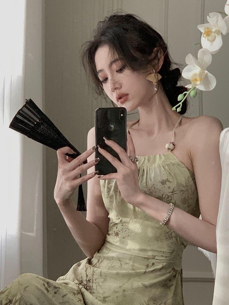 Летнее платье-майка халтер 2024: Женское элегантное длинное платье с вырезами на талии