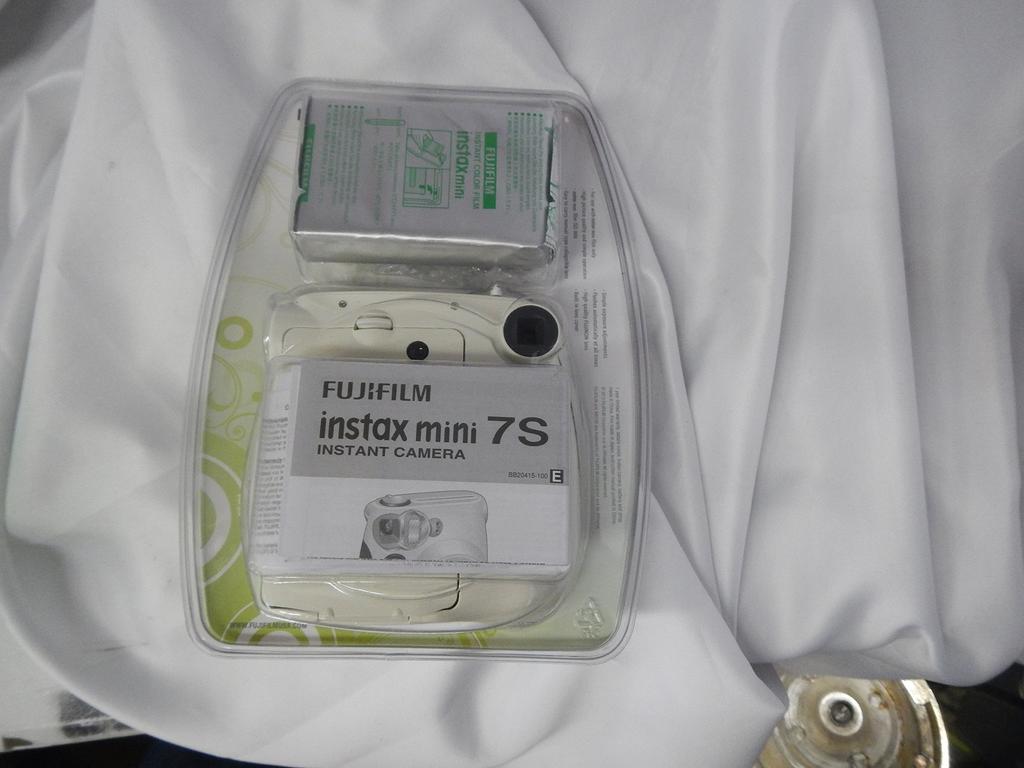 FUJIFILM instax mini7S Instax White INIS MINI 7S WT