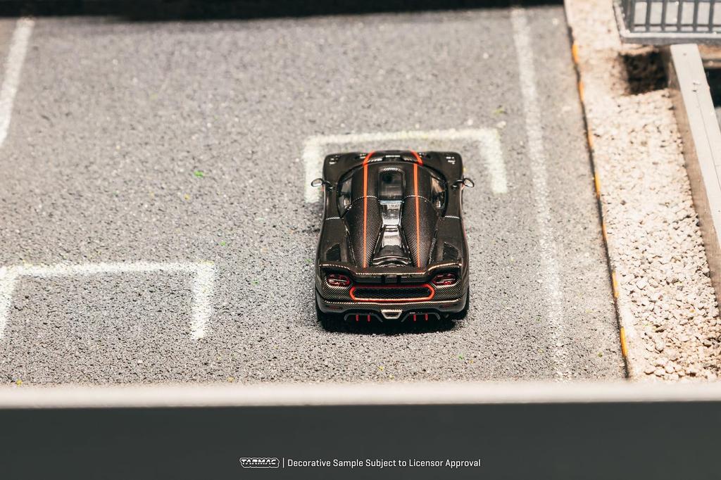 Speedmaster Japan TARMACWORKS Koenigsegg Agera RS Черный Углепластик Готовая Модель 1/64 Волокно/Красный T64G-TL005-BCF