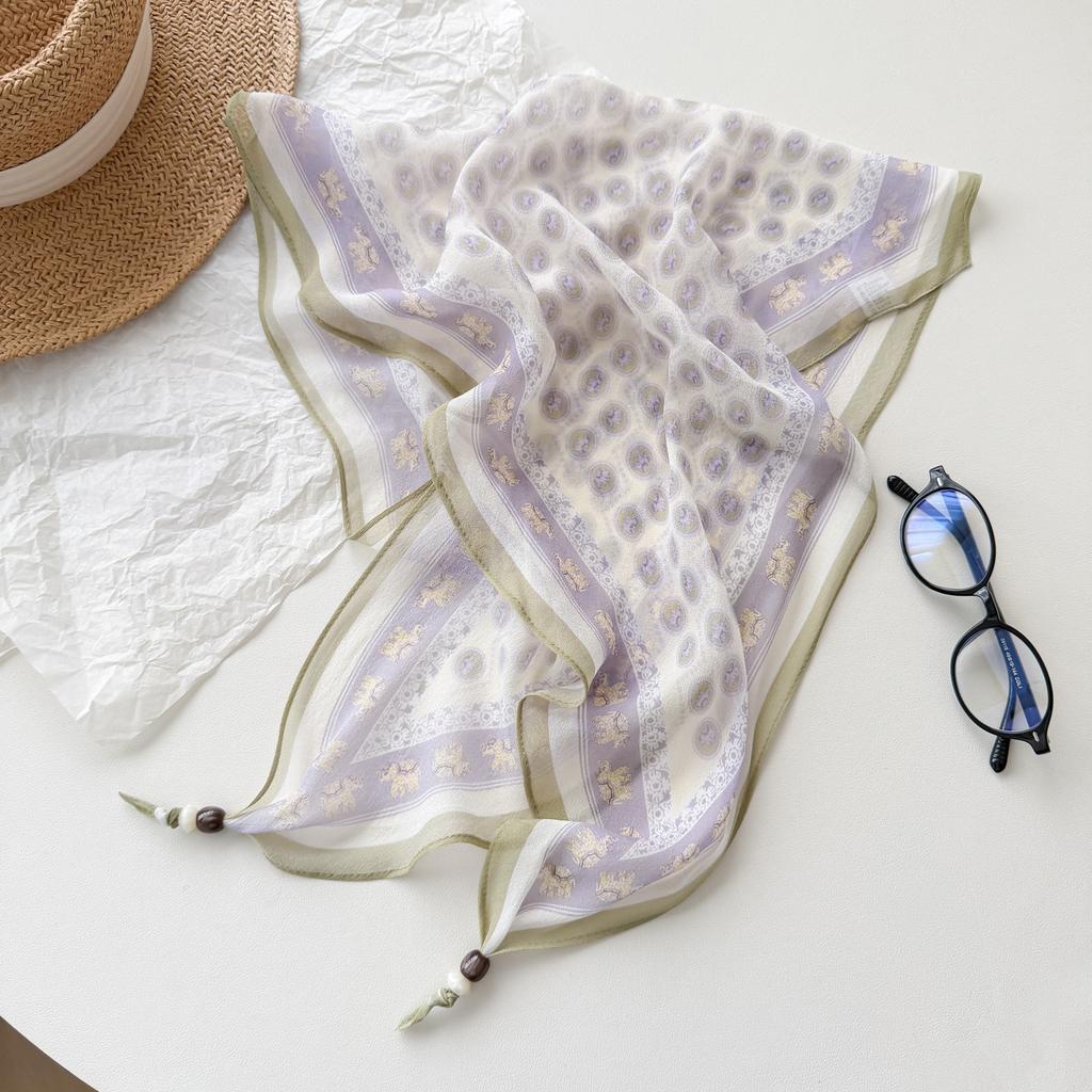 Summer new French retro printed silk scarf women's versatile neck protection sun protection long strip scarf mulberry silk light luxury rhombus scarf