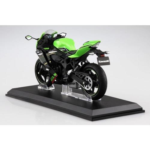 Skynet 1/12 Scale Complete Kawasaki Ninja ZX-25R Lime Green X Ebony Motorcycle