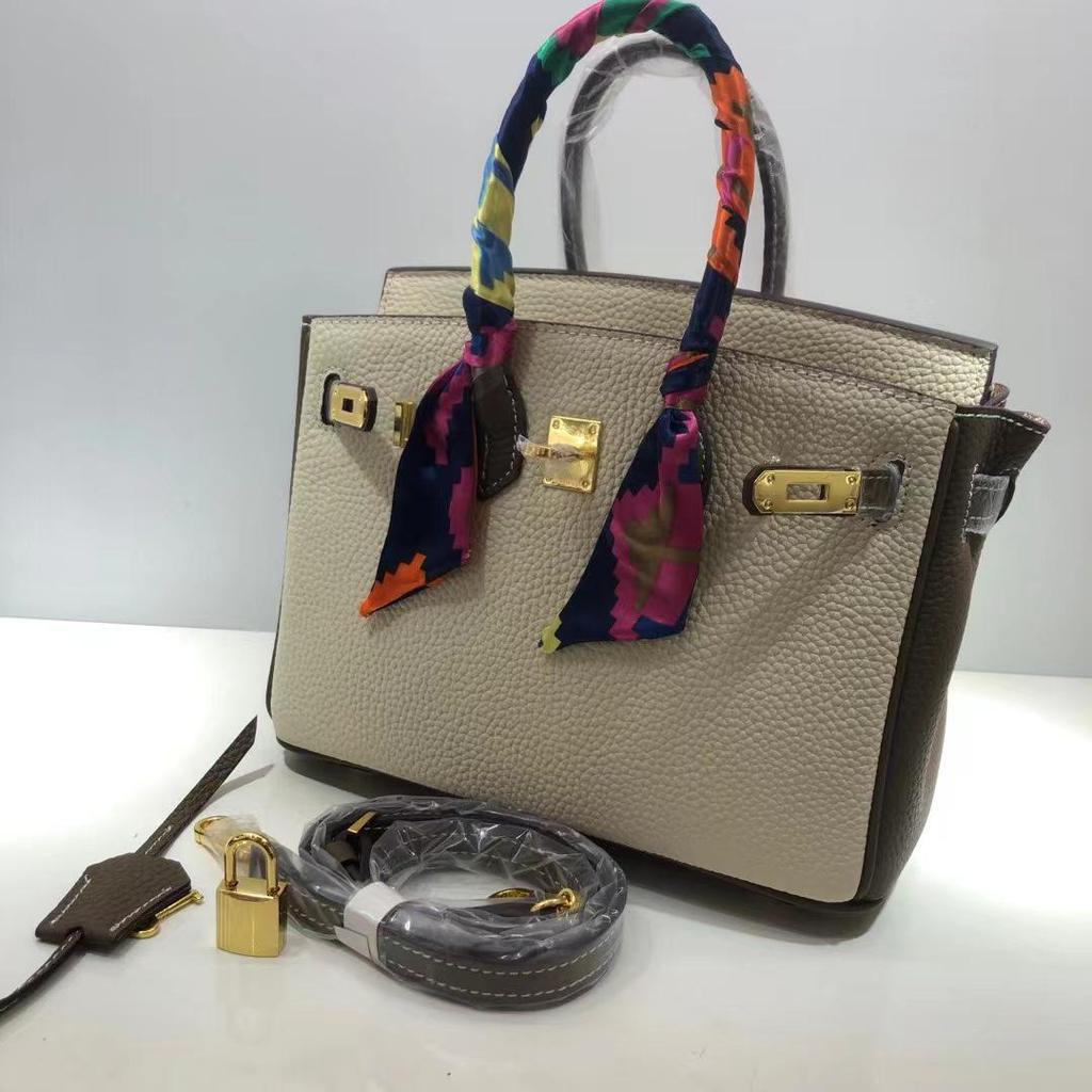 Сумка на плечо из коровьей кожи Colorblock Platinum Lychee Grain 2024 года — повседневная сумка для поездок на работу