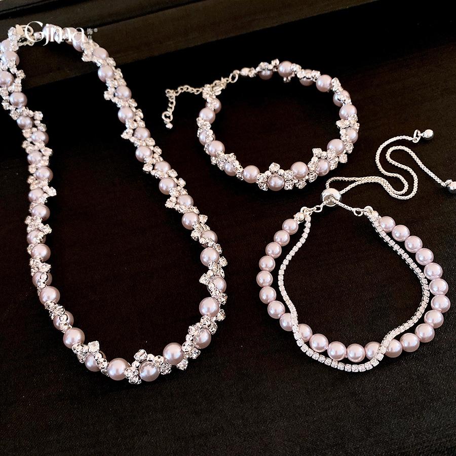French Elegant Zircon Flower-shaped Beaded Pearl Necklace Light Luxury High-end Collarbone Chain Exquisite Temperament Necklace