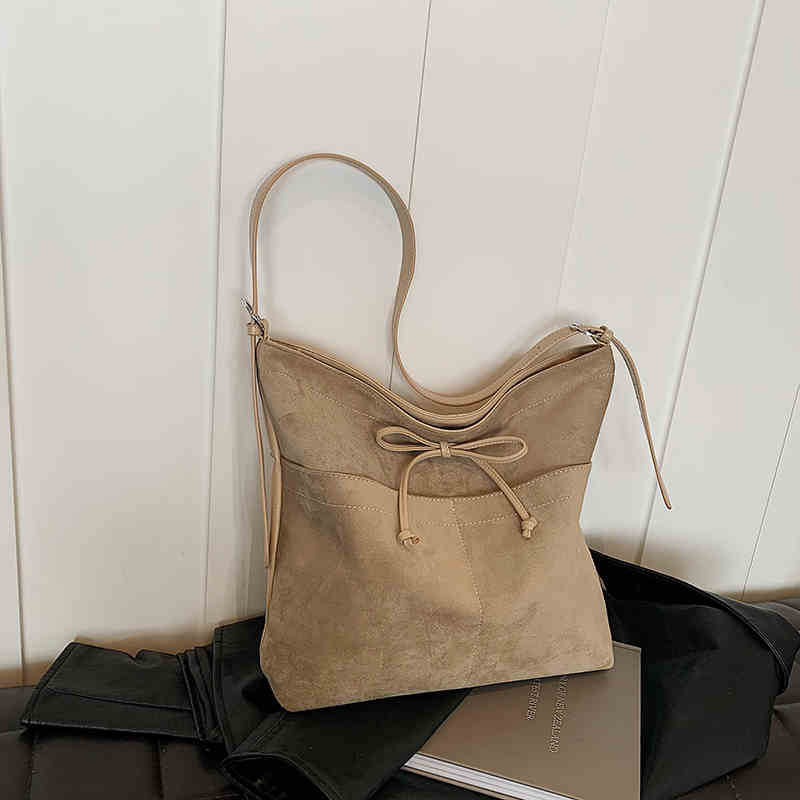 Ретро замшевые женские сумки большой емкости повседневная однотонная сумка через плечо с кросс-боди новая дуга маятниковая