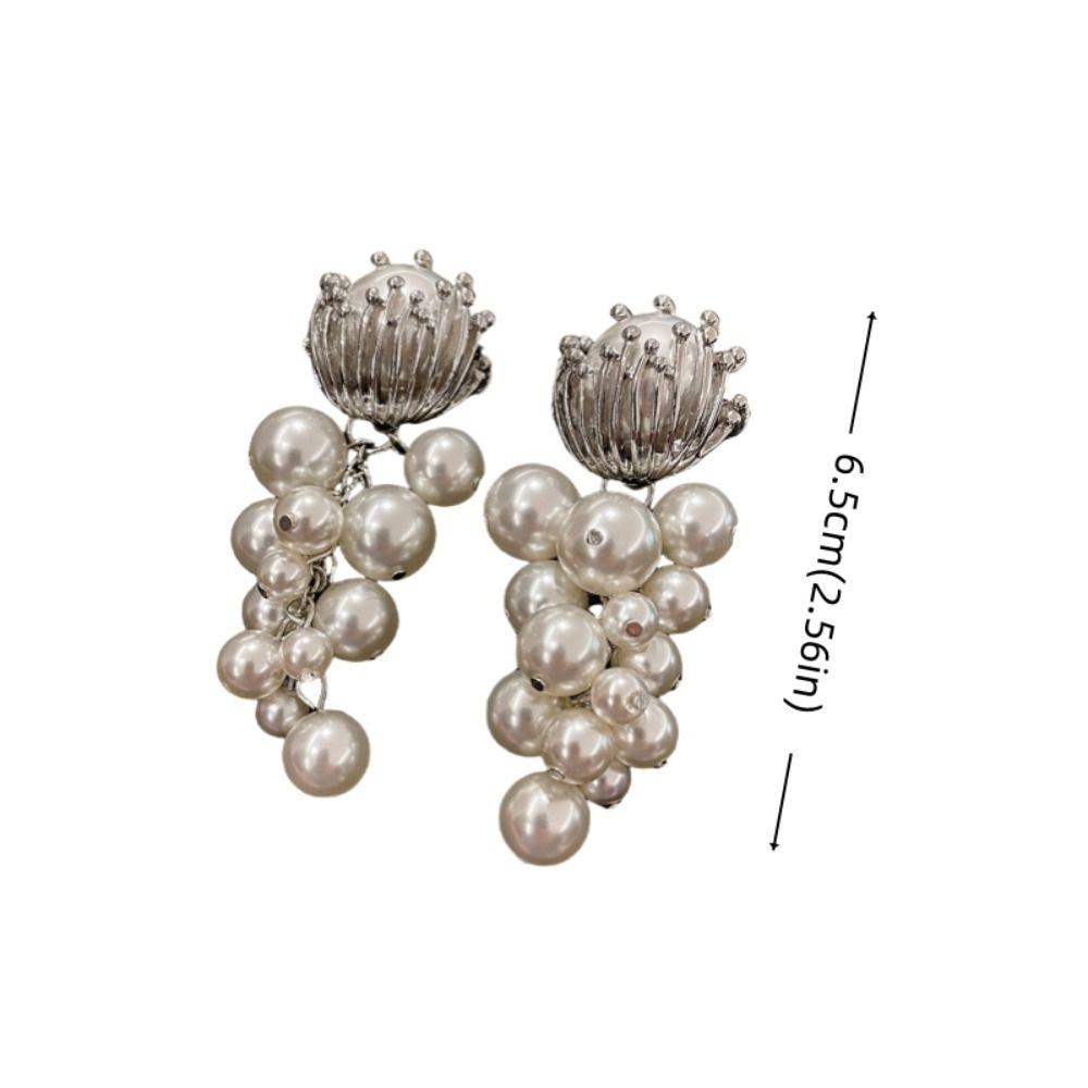 Elegant Grape Shape Earrings Sweet Pearl Beaded Earrings Creative Pear Drop Earrings Women