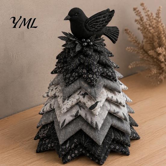 Custom Holiday Table Decorations Bird Christmas Tree Patchwork Kit, DIY Quilted Fabric Craft Diy Kit Floral Handmade Centerpiece for Home Mantel Decor