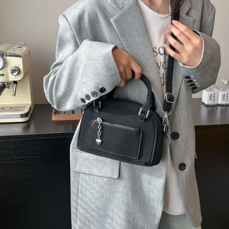 Fashion Matte Hand Carry Pillow Bag New Spring Niche Trend Casual Shoulder Bag Premium Texture