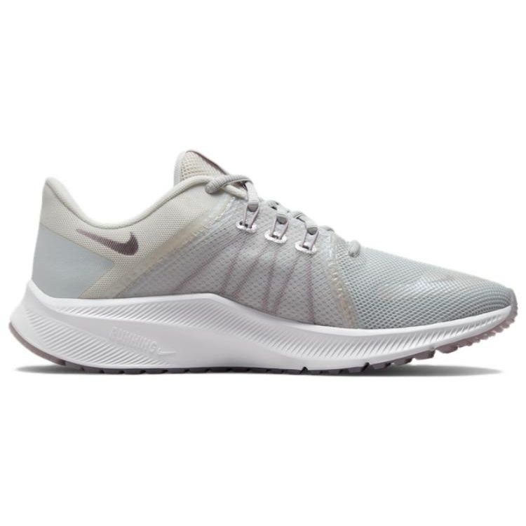 Nike Женские кроссовки Quest 4 Premium Photon Dust с металлическим блеском Белый Фантом Аметист-Ясень DA8723-011