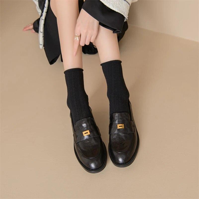 Meotina Женские лоферы из натуральной кожи, туфли-лодочки с круглым носком на толстом среднем каблуке с металлическими украшениями, женская модная обувь, весенне-осенний цвет коричневого цвета 40