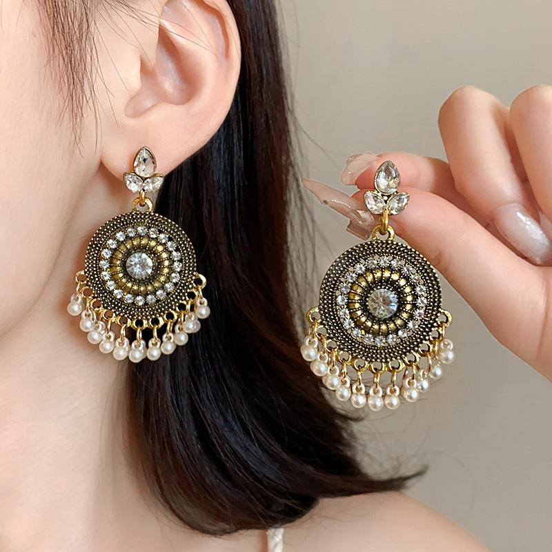 Богемские серьги-кисточки в форме капель воды с бриллиантами и винтажной эстетикой