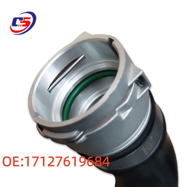 Верхний патрубок радиатора BMW 5 серии F07/F10/F11/F18 OEM: 17127619684