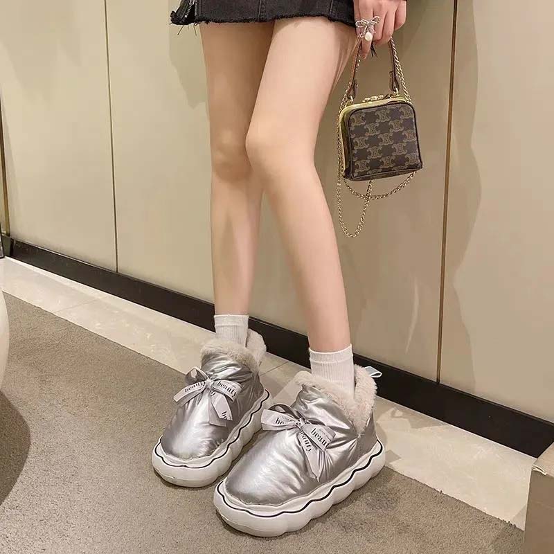 Thickened Cotton Boots Waterproof Thick Soled Anti-skid Ladies' Cute Cotton Shoes Winter Warm Down Lightweight and Comfortable