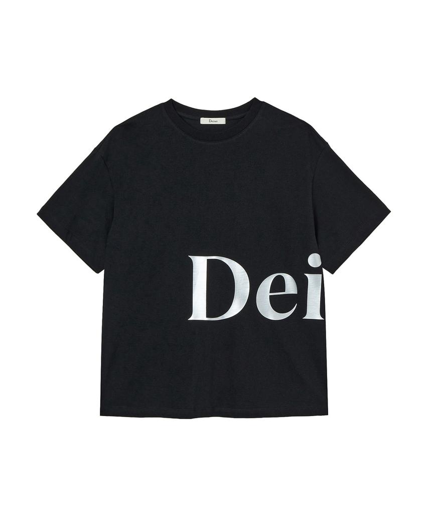 Черная футболка с серебряным логотипом DEINET