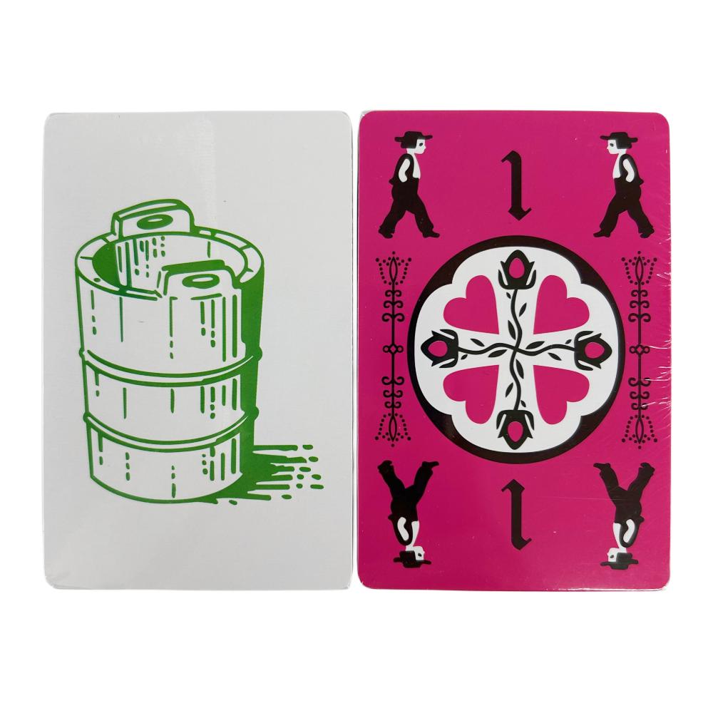 Dutch Blitz Оригинальная быстрая карточная игра, состоящая из 160 карт. Быстрая и простая в освоении. Отличная семейная игра. Веселье для всех. Для двоих.