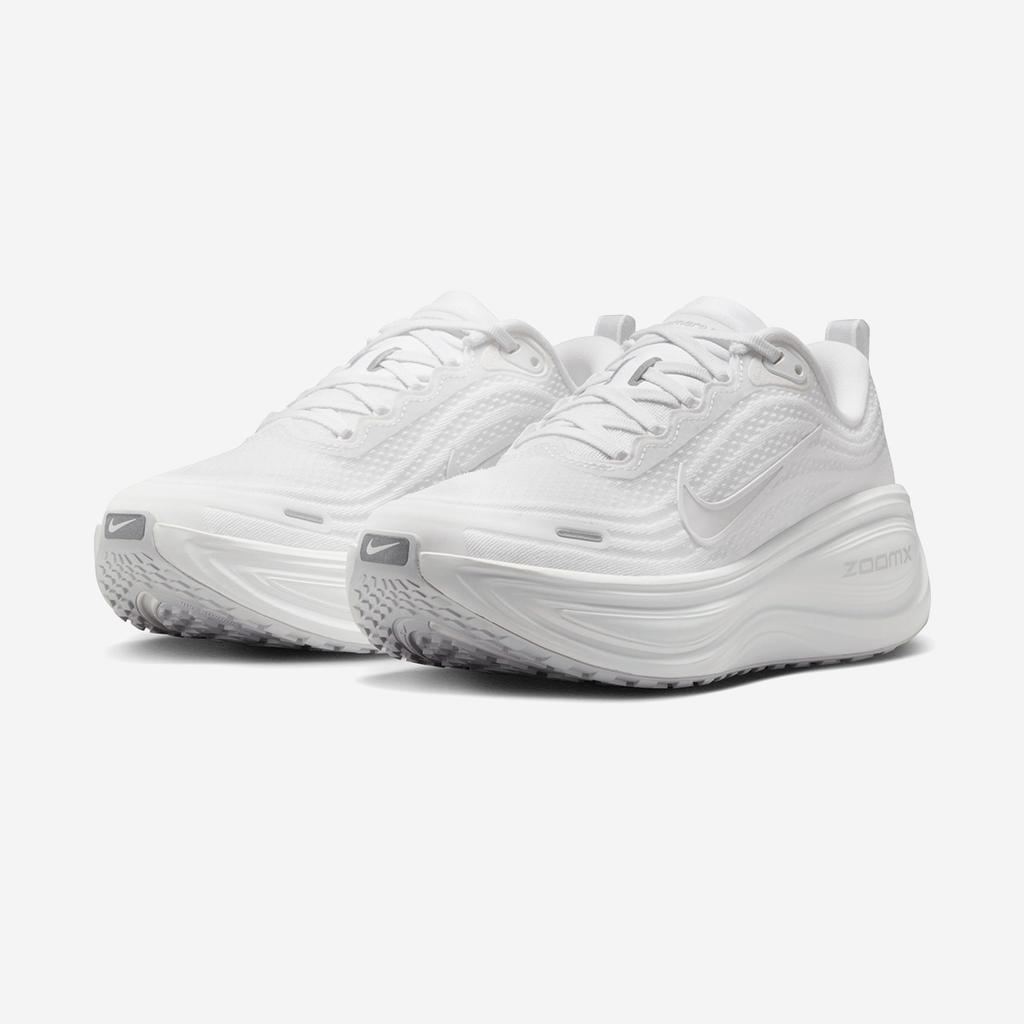 Nike Vomero Plus [HV8154-102]