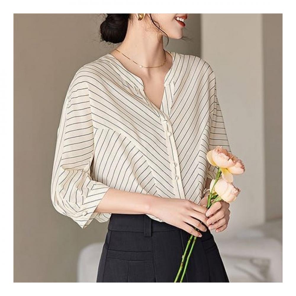 Navava Stripe Split Neck 5 5 Blouse Nb2073