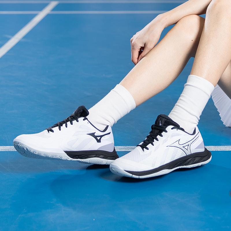 Mizuno Кроссовки Wave Fang EL 2 Wide White Black Unisex Sneakers Grey 71GA242302