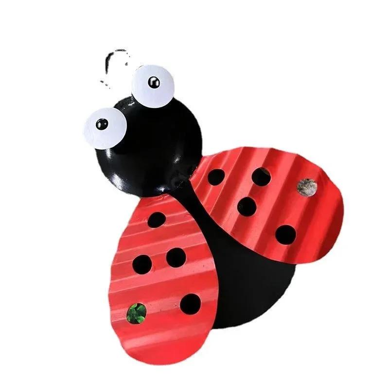 1pc Creative Handicrafts Iron Beetle Hand-painted Home Courtyard Balcony Villa Grassland Wall Decoration Home Accessories