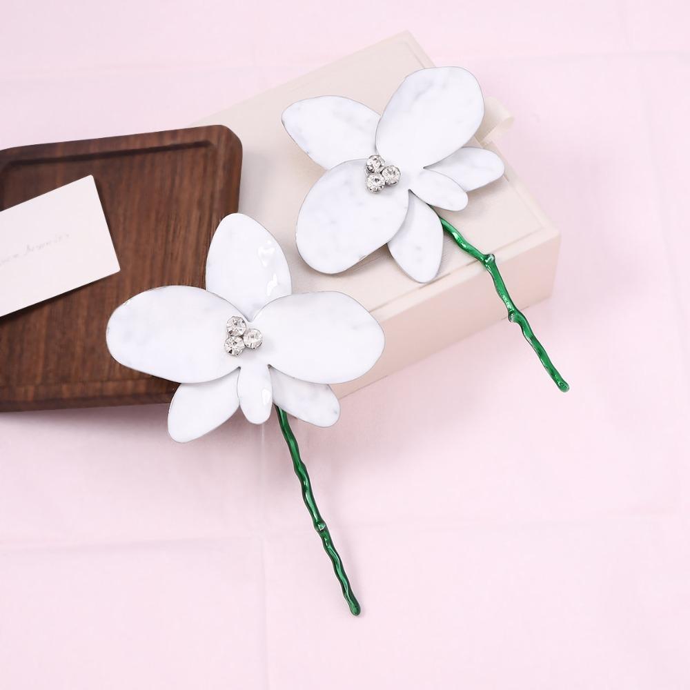 Vintage Raised Flower Shape Metal Earrings Drop Oil Stud Earrings Jewelry Accessories