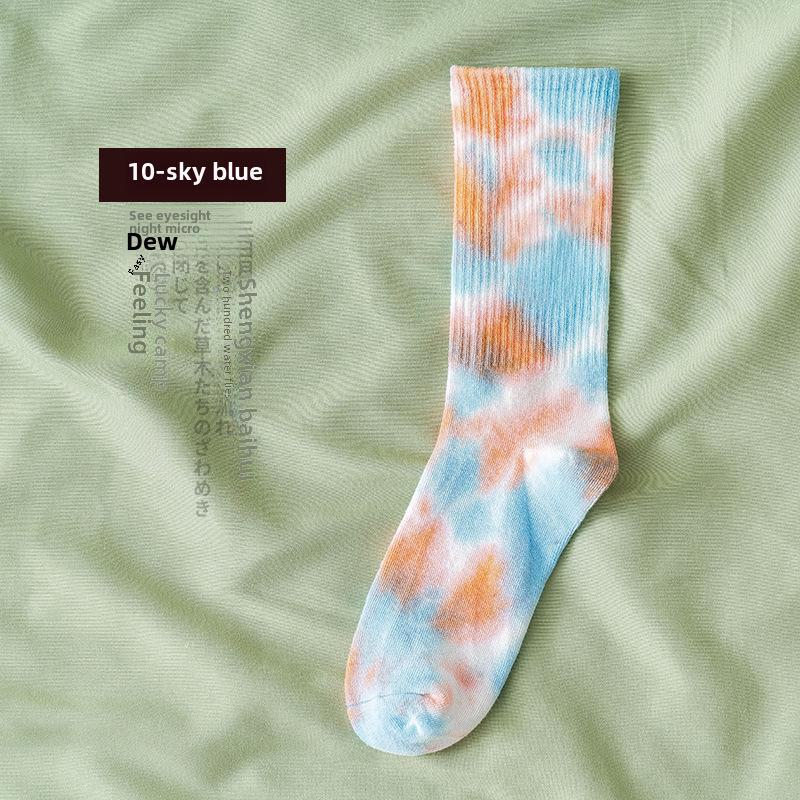 Носки средней длины из хлопка с градиентным узором Tie-Dye — женская уличная мода и спортивный тренд
