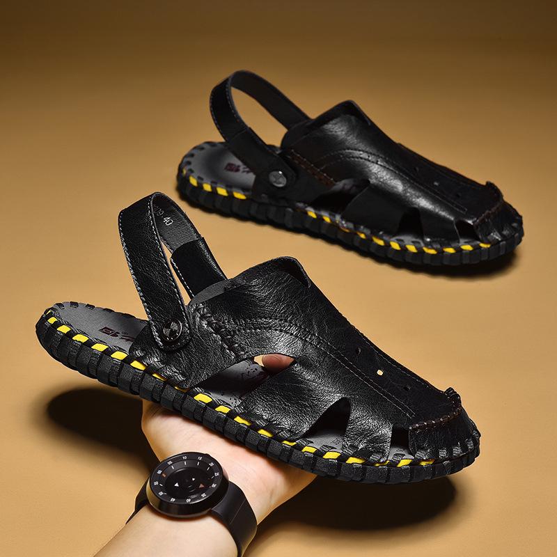 Men's Cross-Strap Breathable Closed-Toe Summer Sandals for Outdoor and Beach