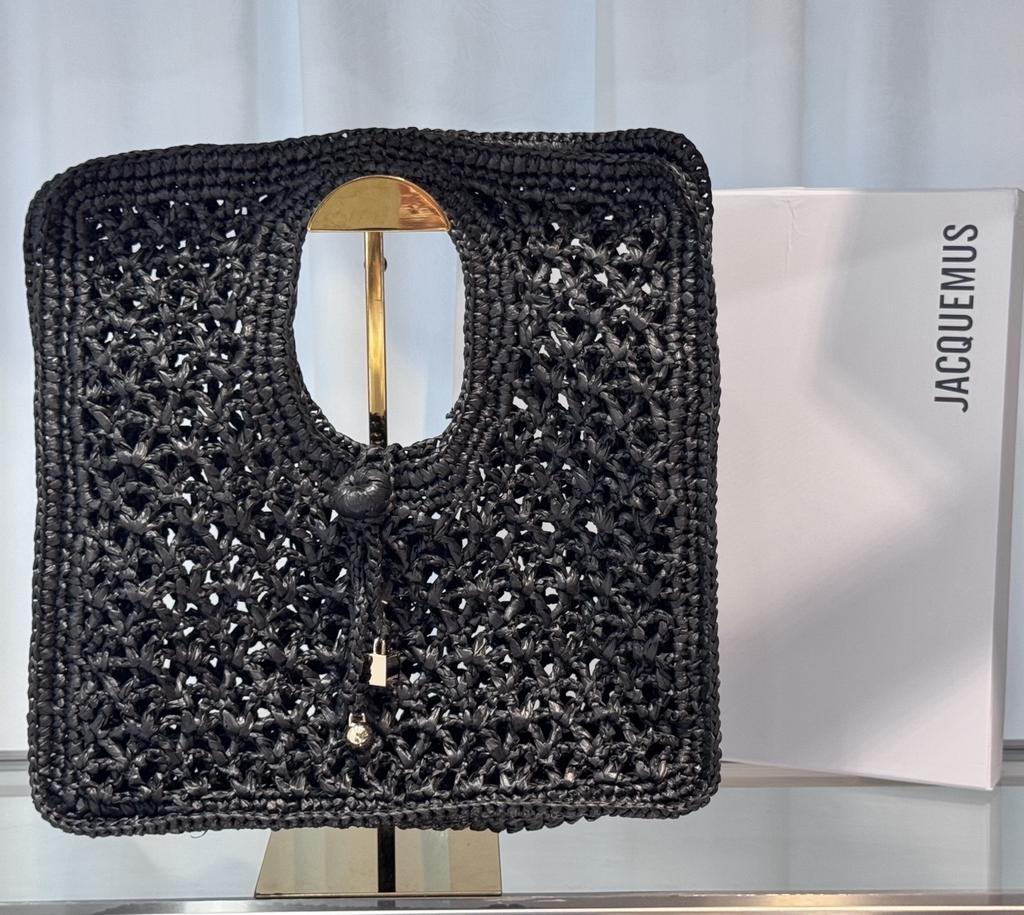 2025 New French Jacquemus Retro Hollow Lafite Grass Woven Bag Vacation Style Handbag Women