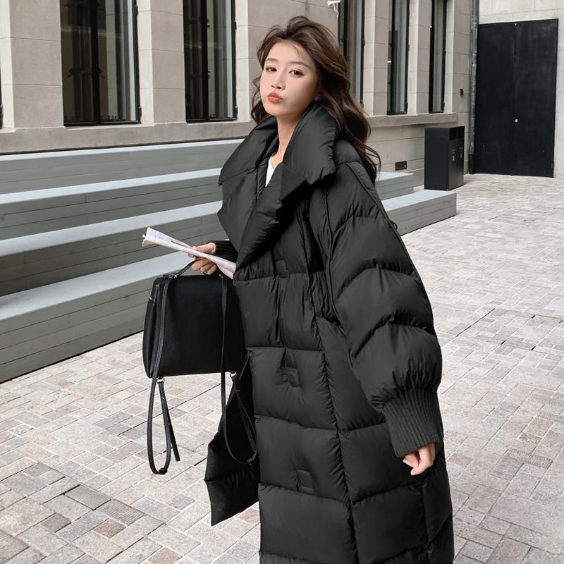 Женская пуховая куртка Chinese play свободная большая стеганая свободная белая пуховая куртка женская зимняя новая длинная утепленная куртка до колена