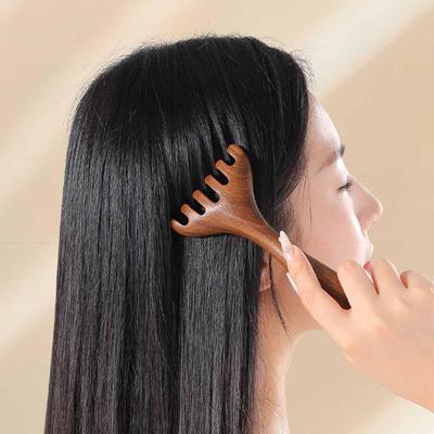 Массажная расческа Yousheng Six-Claw Meridian Massage Comb с длинной ручкой, массажная расческа для кожи головы из сандалового дерева, массажер для тела Guasha с широкими зубьями, напоминающими оленьи рога.