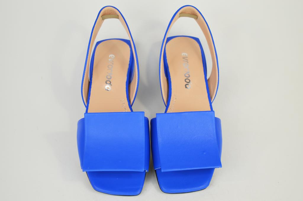 Босоножки Evromoda 010805 36 Электрик кожа